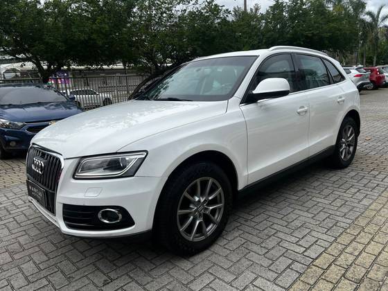 AUDI Q5 2.0 TFSI AMBIENTE 16V 225CV GASOLINA 4P AUTOMÁTICO